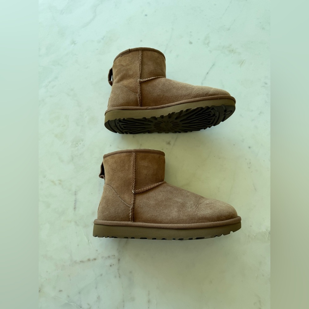 Ugg